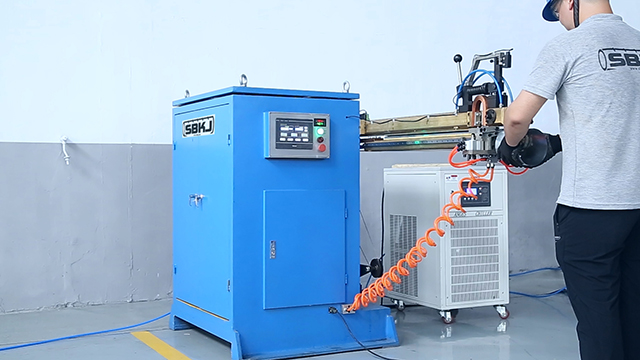 Máy hàn khâu thẳng, Máy hàn ống gió