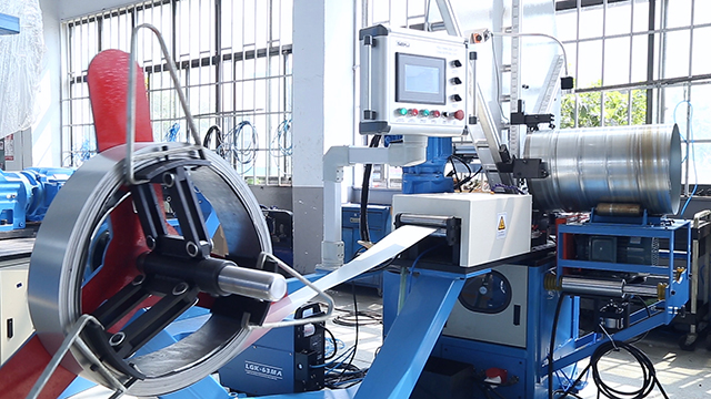 Máy sản xuất ống gió tròn xoắn SBTF-1500/1500C