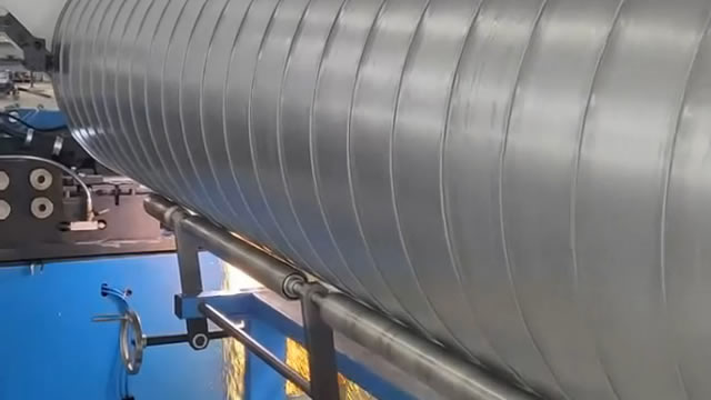 Máy sản xuất ống gió tròn xoắn SBTF-1500C